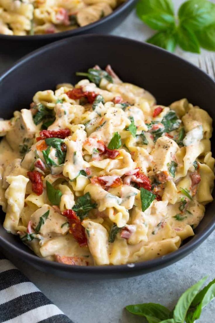 One-Pot Creamy Tuscan Pasta: A Rich and Easy Weeknight Wonder with a White Bean Twist!