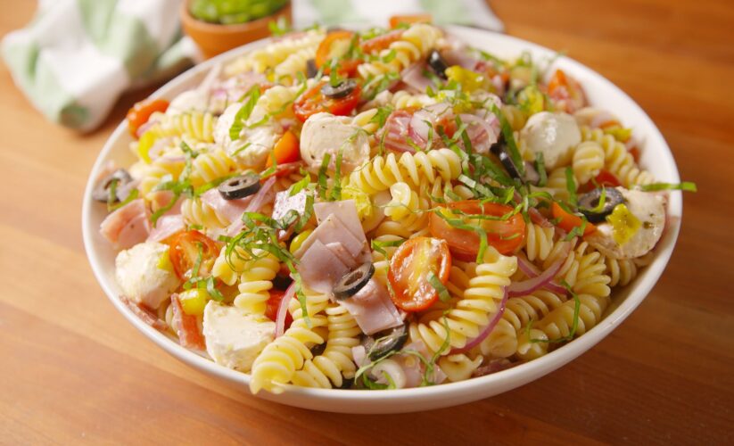 Effortlessly Delicious Pasta Salad: Quick, Easy, and Tasty